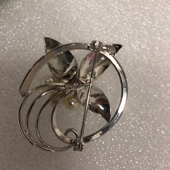 Vintage SILVER w real PEARLS STERLING SILVER brooch designer etched filagree - Picture 9 of 12